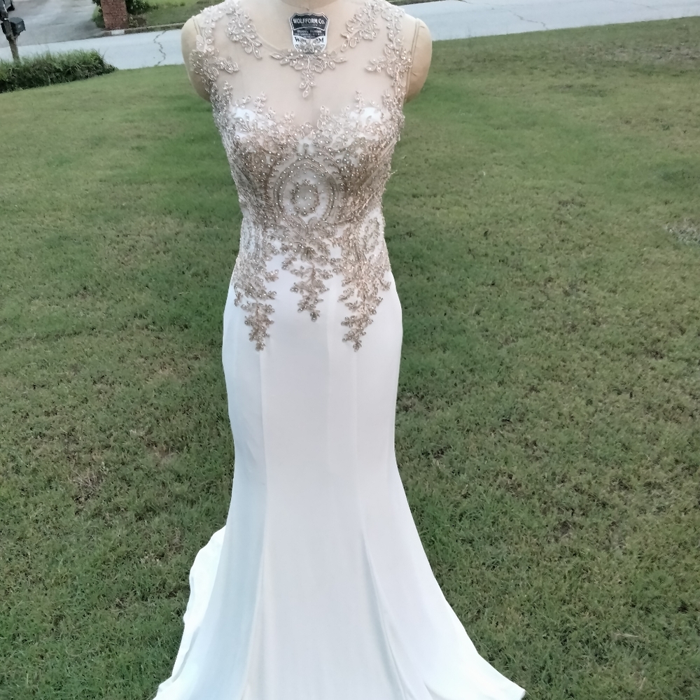 ED YOUNG FORMAL LONG DRESS SZ XS IVORY/GOLD Elegant Sexy after 5